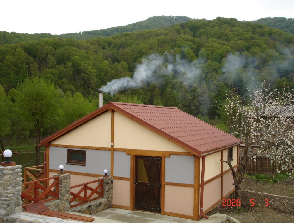 Чаны у реки